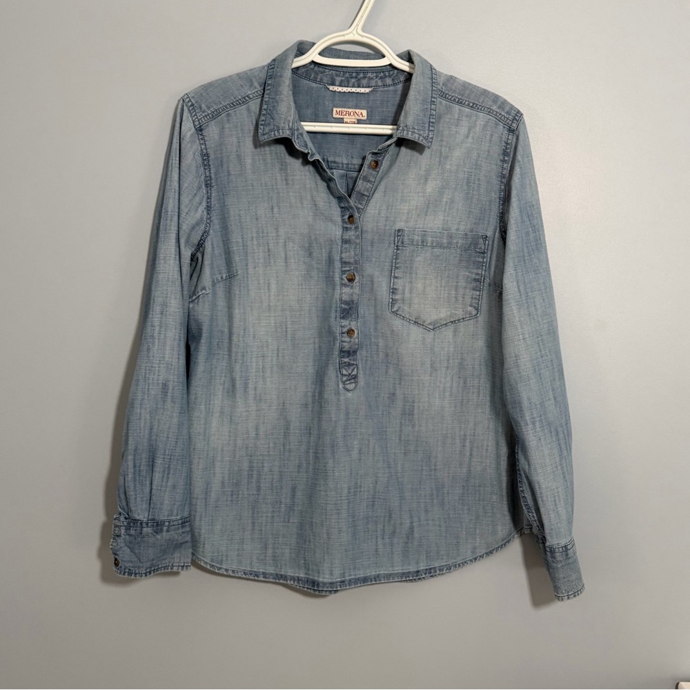 Merona Light Blue Chambray 3/4 Button Down Shirt women’s XL - Picture 1 of 8